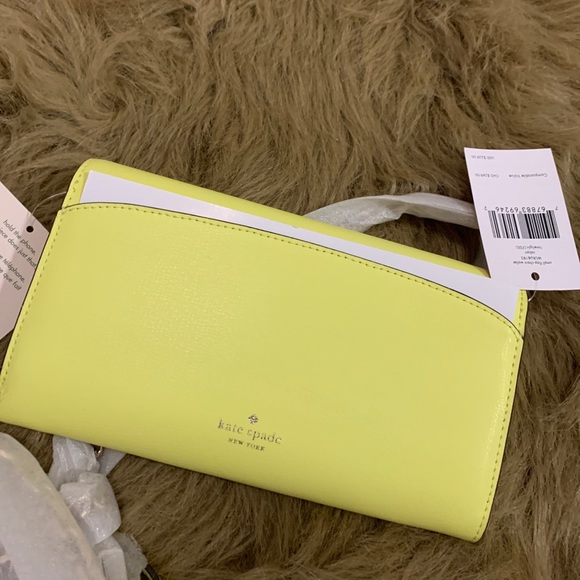 Authentic Kate Spade leather turnlock Crosb/wallet - Picture 11 of 11